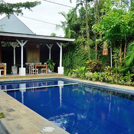 Desa Nyima Hotel Seminyak  Ngoại thất bức ảnh