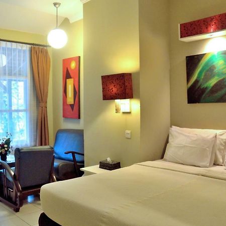 Desa Nyima Hotel Seminyak  Ngoại thất bức ảnh
