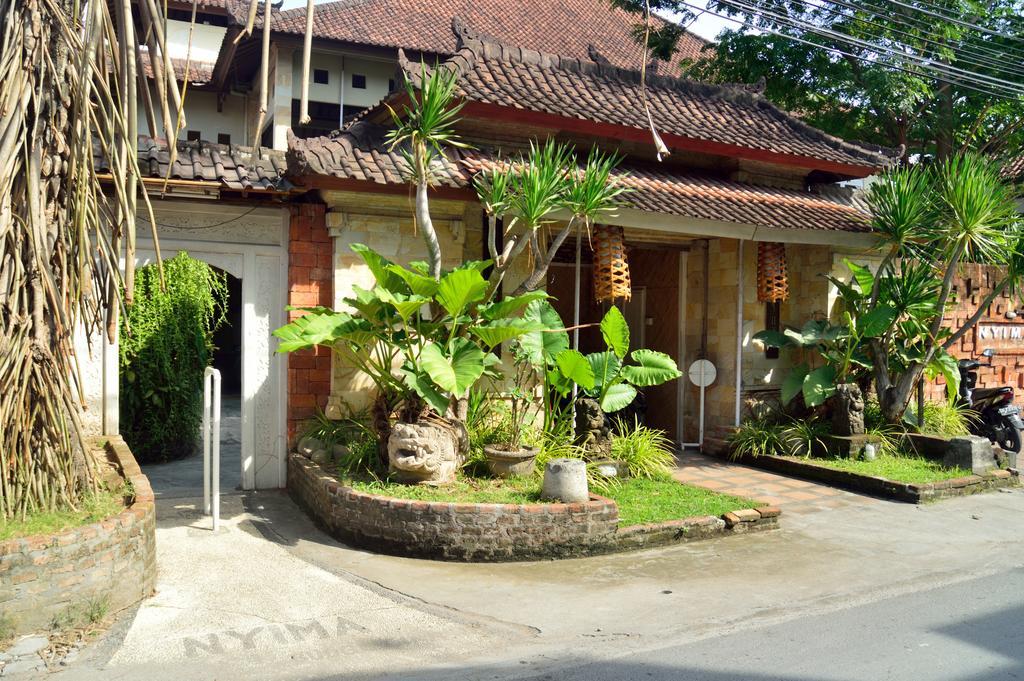 Desa Nyima Hotel Seminyak  Ngoại thất bức ảnh