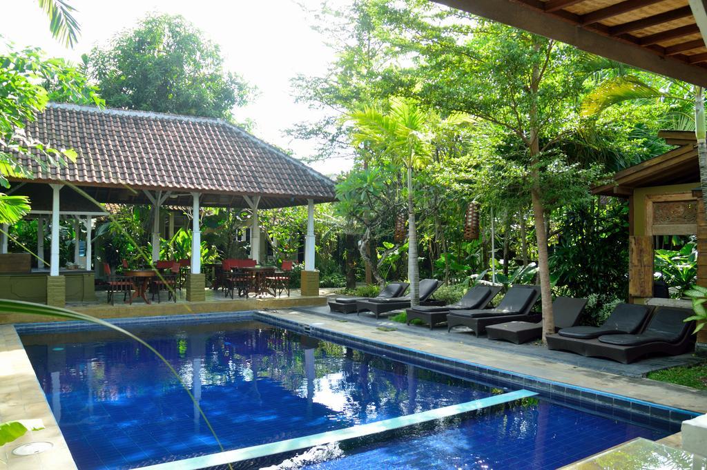 Desa Nyima Hotel Seminyak  Ngoại thất bức ảnh