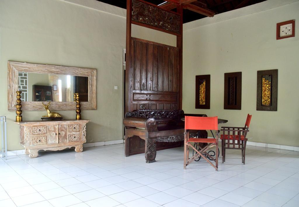 Desa Nyima Hotel Seminyak  Ngoại thất bức ảnh