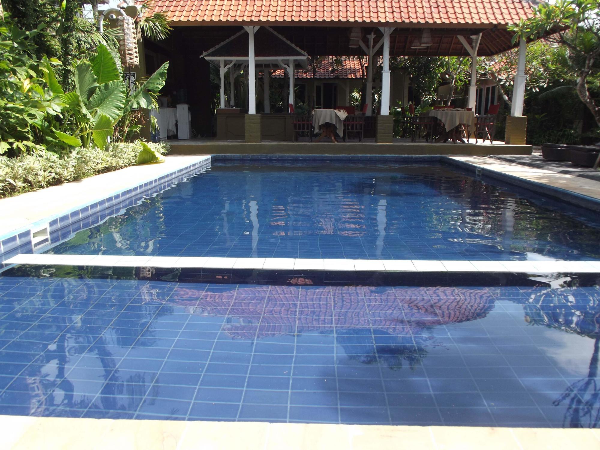 Desa Nyima Hotel Seminyak  Ngoại thất bức ảnh