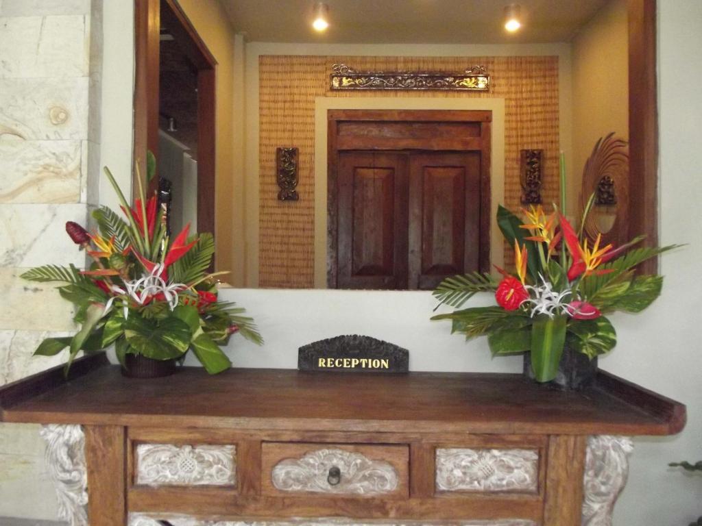 Desa Nyima Hotel Seminyak  Ngoại thất bức ảnh